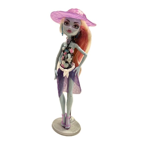 monster high Other - Abbey Bominable Skull Shores G1 Monster High 2011 Doll